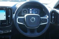 2020 Volvo XC40 T4 Momentum