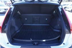 2020 Volvo XC40 T4 Momentum