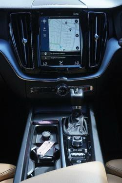 2018 Volvo XC60 D4 Momentum