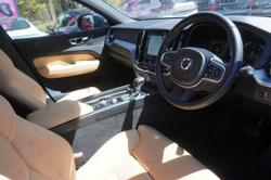 2018 Volvo
XC60 D4 Momentum
