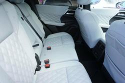 2023 Mitsubishi Outlander Exceed