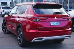 2023 Mitsubishi Outlander Exceed