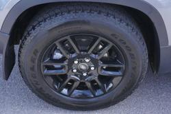 2023 Land Rover Defender 90 D250 S