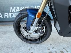 2025 BMW Motorrad S 1000 XR Blue