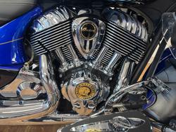 2018 Indian ROADMASTER ELITE Cobalt Candy/Black24k Gold Tri