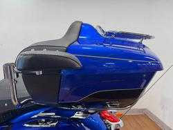 2018 Indian ROADMASTER ELITE Cobalt Candy/Black24k Gold Tri