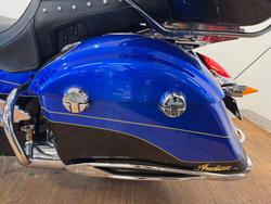 2018 Indian ROADMASTER ELITE Cobalt Candy/Black24k Gold Tri