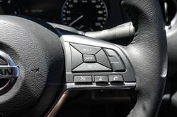 2024 Nissan Navara ST-X