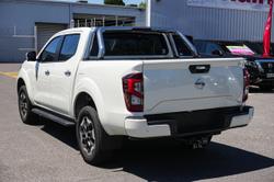 2024 Nissan Navara ST-X