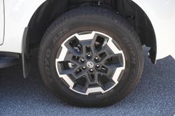 2024 Nissan Navara ST-X