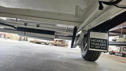 2025 McNeill 8 Berth Dog Trailer