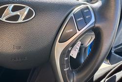 2016 Hyundai
                i30 Active X