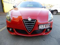 2015 Alfa Romeo Giulietta Distinctive Series 1 Alfa Red
