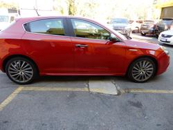 2015 Alfa Romeo Giulietta Distinctive Series 1 Alfa Red