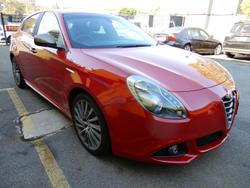 2015 Alfa Romeo Giulietta Distinctive Series 1 Alfa Red