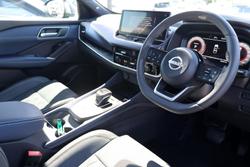 2024 Nissan QASHQAI Ti J12 MY24 Pearl Black with Gun Metallic Roof