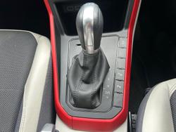 2018 Volkswagen Polo beats