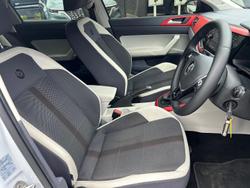 2018 Volkswagen Polo beats