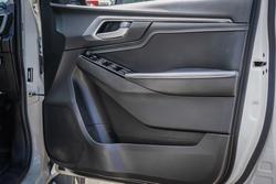 2022 Isuzu D-MAX LS-M