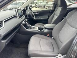 2021 Toyota
                RAV4 GXL