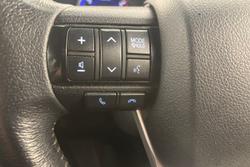 2020 Toyota Hilux SR5