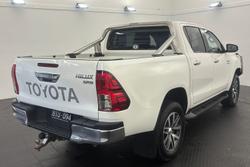 2020 Toyota Hilux SR5