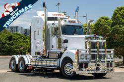 2025 Kenworth T909