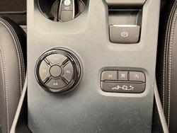 2024 Ford Everest Platinum