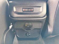 2024 Ford Everest Platinum