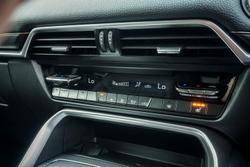 2025 Mazda CX-60 D50e Evolve