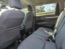 2019 Toyota
                Kluger GX