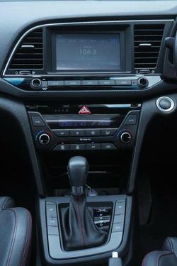 2016 Hyundai Elantra SR Turbo