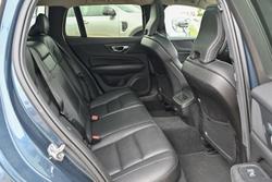 2019 Volvo V60 T5 Momentum
