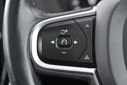 2019 Volvo V60 T5 Momentum