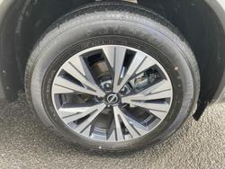 2025 Nissan X-TRAIL ST-L