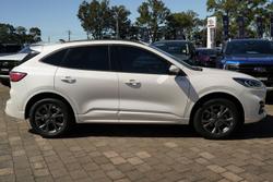 2022 Ford Escape ST-Line PHEV