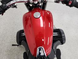 2022 BMW Motorrad R 18 Red