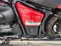 2022 BMW Motorrad R 18 Red
