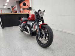 2022 BMW Motorrad R 18 Red