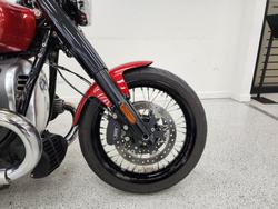 2022 BMW Motorrad R 18 Red