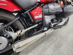 2022 BMW Motorrad R 18 Red