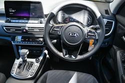 2020 Kia
Seltos Sport