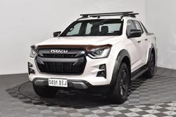 2022 Isuzu
D-MAX X-TERRAIN
