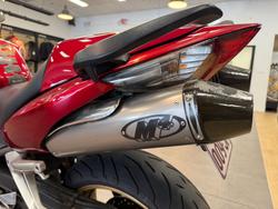 Honda 2011 HONDA 800CC VFR8009US1 RED