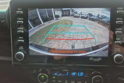 2021 Toyota
Hilux SR5