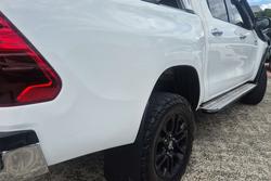 2021 Toyota
Hilux SR5