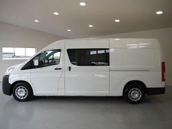 2022 Toyota Hiace