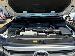 2022 Toyota LANDCRUISER LC300 3.3L V6 DSL Sahara 7 Seats 5E55190 001