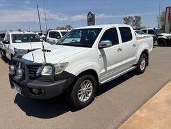 2012 Toyota Hilux HILUX 4x4 3.0L T/D D/C M/T SR5 1R61250 001