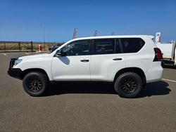 2019 Toyota Prado DSL WGN AT GX Glacier White